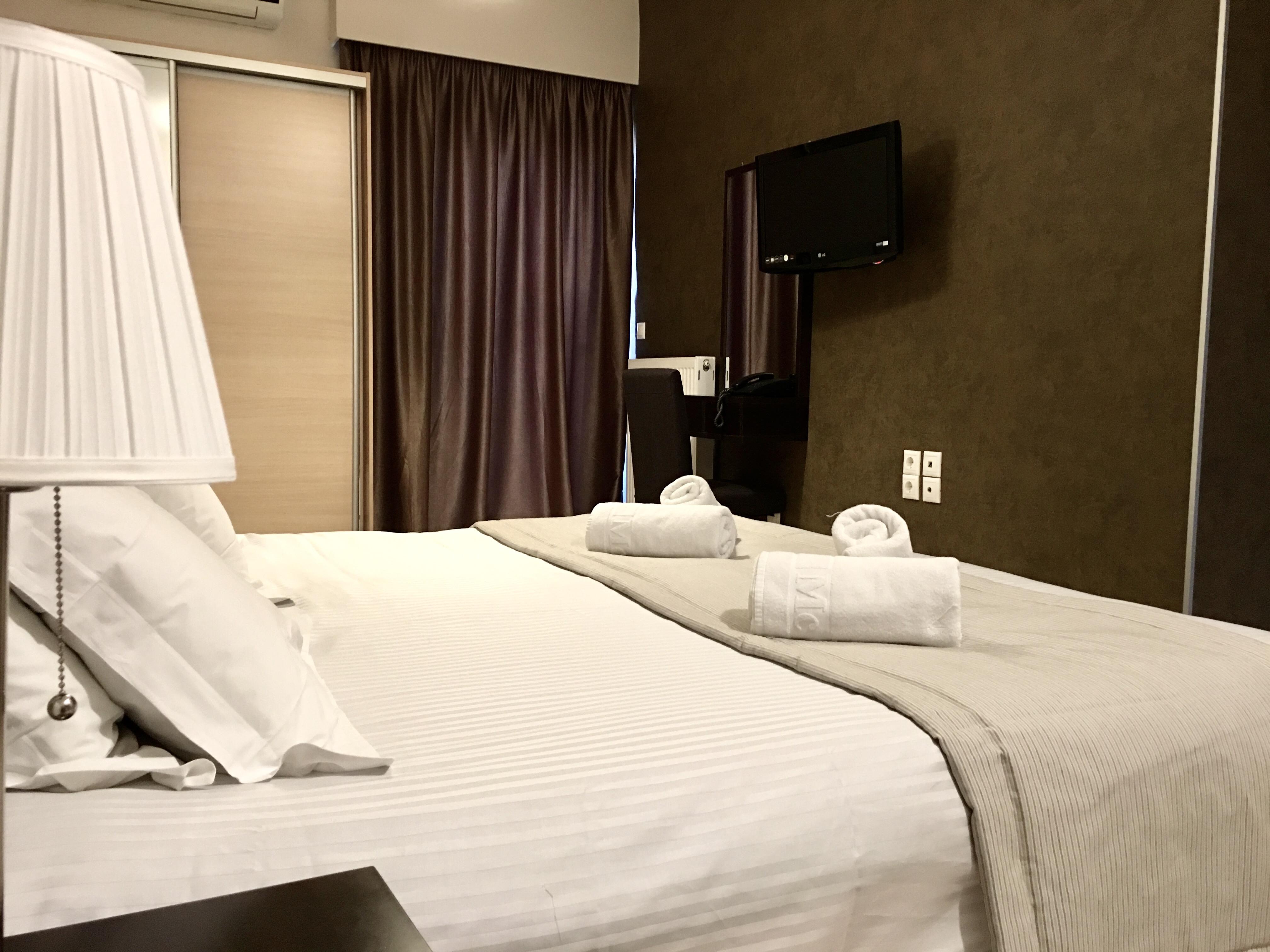 Mc Queen Rooms & Apartments Атина Екстериор снимка