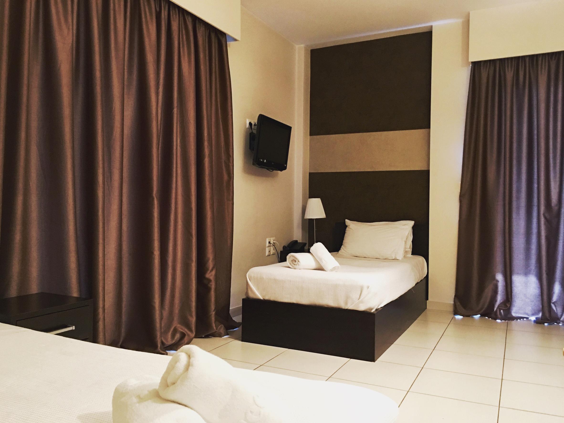 Mc Queen Rooms & Apartments Атина Екстериор снимка