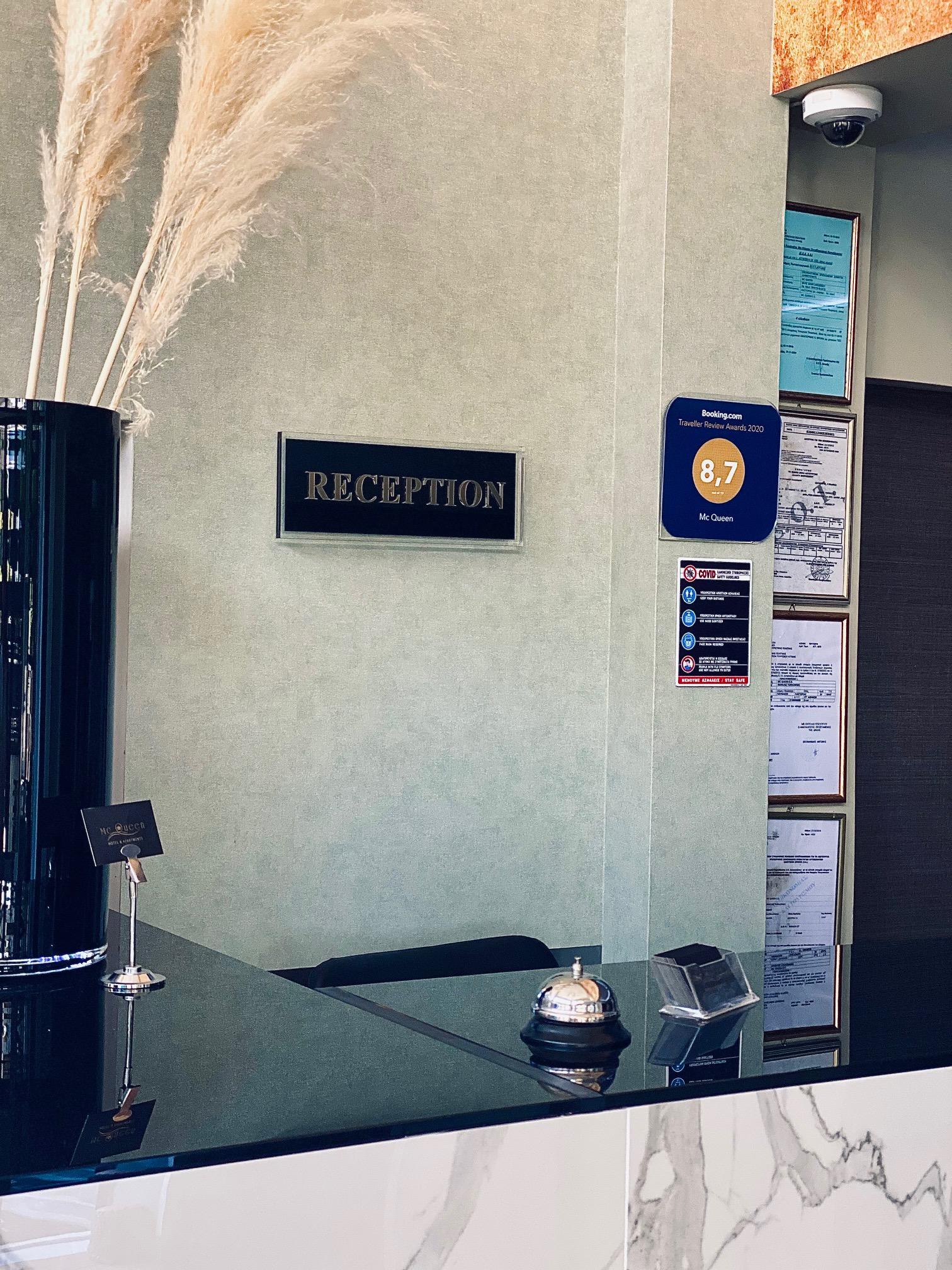 Mc Queen Rooms & Apartments Атина Екстериор снимка