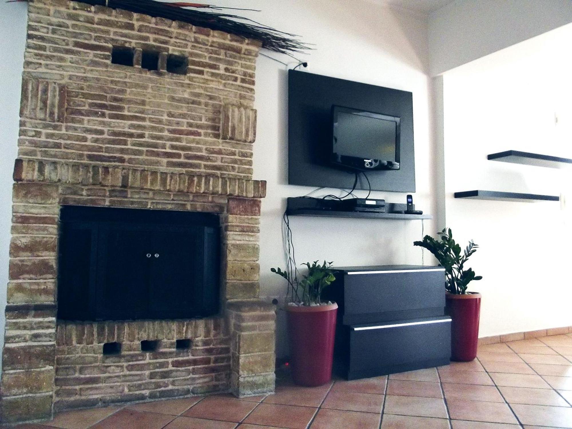 Mc Queen Rooms & Apartments Атина Екстериор снимка